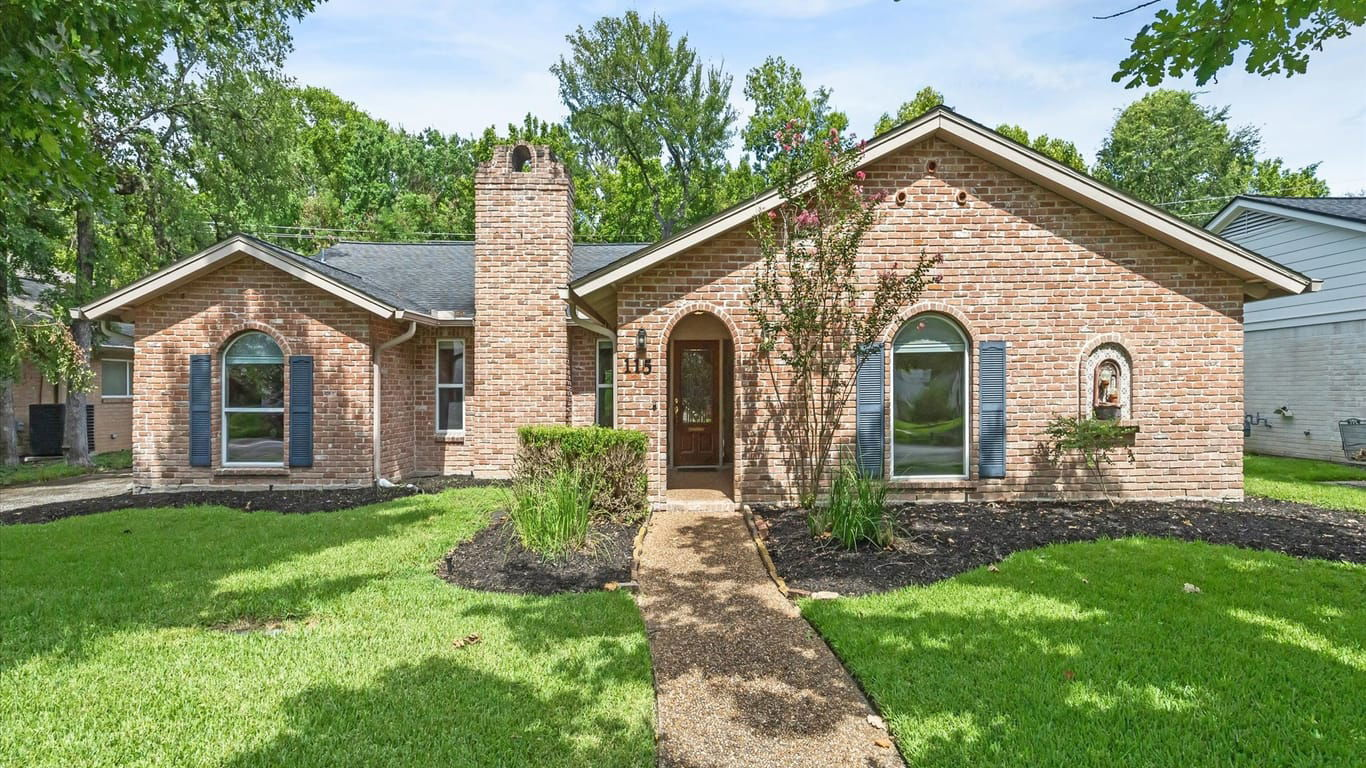 Houston 1-story, 4-bed 115 Blue Willow Drive-idx