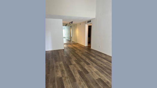 Houston 1-story, 1-bed 10049 Westpark Drive 108-idx