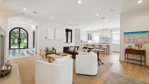 Houston 2-story, 5-bed 1903 Briarpark Drive-idx