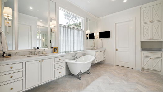 Houston 2-story, 5-bed 1903 Briarpark Drive-idx