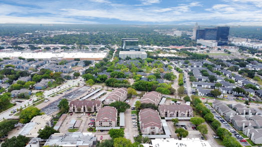 Houston 2-story, 2-bed 10855 Meadowglen Lane 832-idx