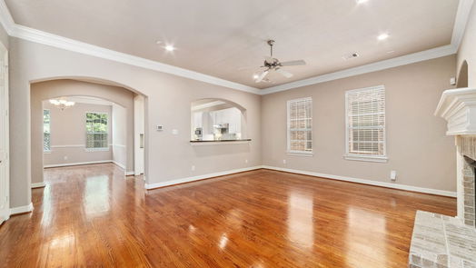 Houston 3-story, 3-bed 10014 Holly Chase Drive-idx