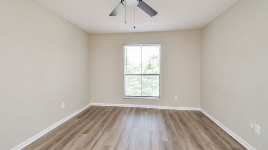 Houston 1-story, 2-bed 3075 Walnut Bend Lane 23-idx