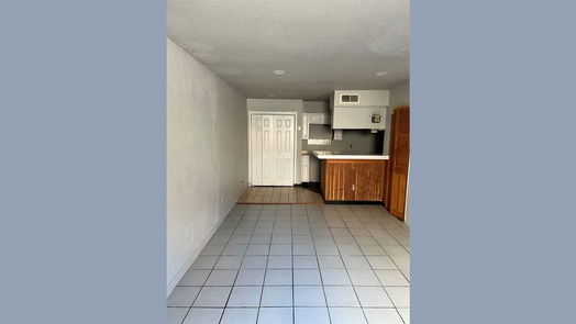 Houston 2-story, 1-bed 2110 Wilcrest Drive 111-idx