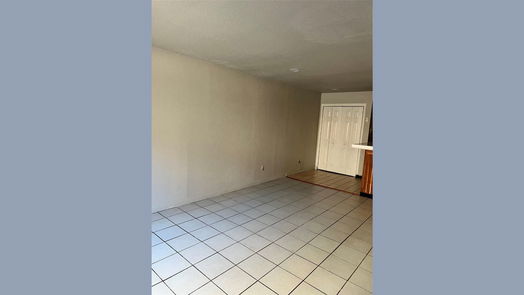 Houston 2-story, 1-bed 2110 Wilcrest Drive 111-idx