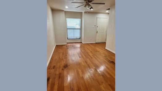 Houston 2-story, 1-bed 2110 Wilcrest Drive 112-idx