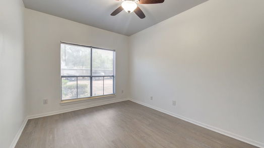 Houston 1-story, 2-bed 3100 Walnut Bend Lane 521-idx