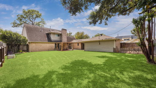 Houston 2-story, 4-bed 10734 Lynbrook Drive-idx