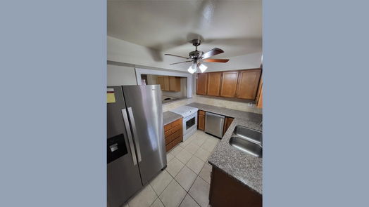 Houston 1-story, 2-bed 3100 WALNUT BEND Lane 310-idx