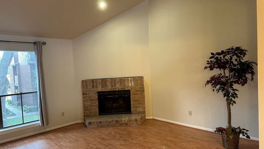 Houston 1-story, 1-bed 3150 Walnut Bend Lane 620-idx