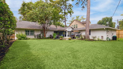 Houston 1-story, 3-bed 1207 Briarpark Drive-idx