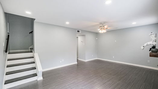 Houston 2-story, 2-bed 2110 Wilcrest Drive 103-idx