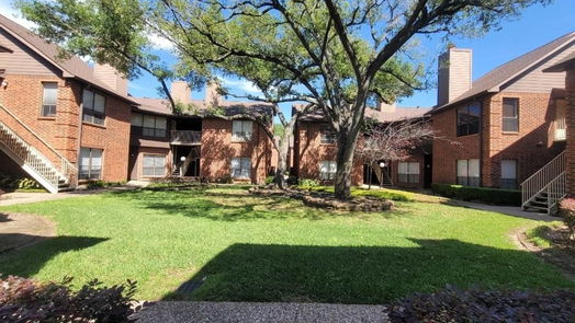 Houston 1-story, 2-bed 3100 Walnut Bend Lane 303-idx