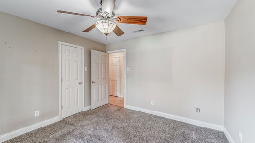 Houston 1-story, 3-bed 10626 Overbrook Lane-idx