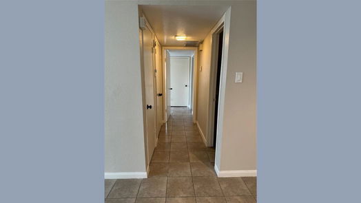 Houston 1-story, 2-bed 2120 Wilcrest Drive 119-idx