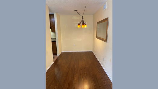 Houston 1-story, 2-bed 10053 Westpark Drive 306-idx