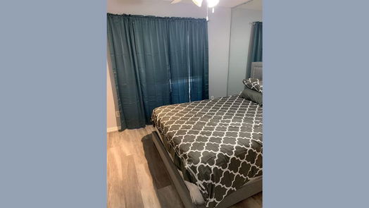 Houston null-story, 1-bed 3900 Woodchase Drive-idx