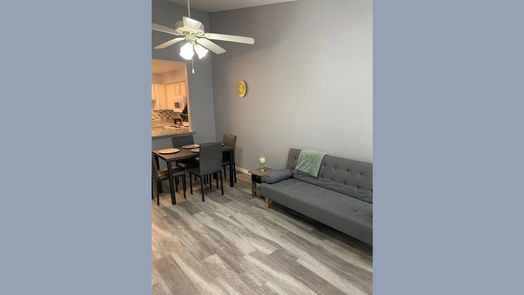 Houston null-story, 1-bed 3900 Woodchase Drive-idx