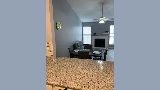 Houston null-story, 1-bed 3900 Woodchase Drive-idx