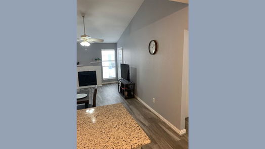 Houston null-story, 1-bed 3900 Woodchase Drive-idx