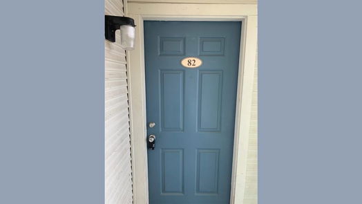 Houston null-story, 1-bed 3900 Woodchase Drive-idx