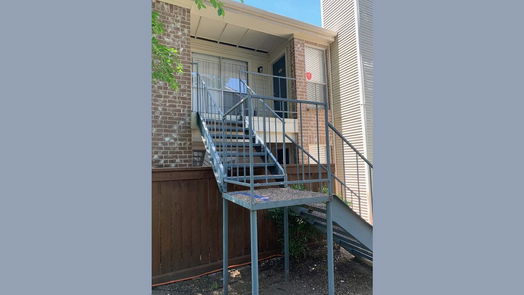 Houston null-story, 1-bed 3900 Woodchase Drive-idx