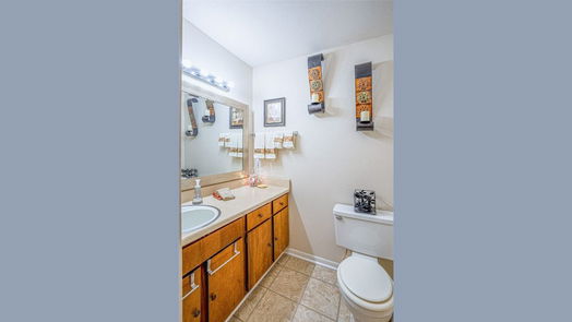 Houston 1-story, 2-bed 3075 Walnut Bend Lane 22-idx