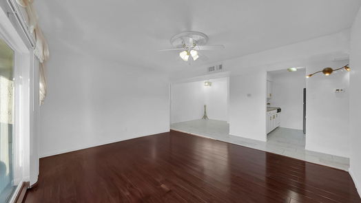 Houston 1-story, 2-bed 3035 Walnut Bend Lane 28-idx