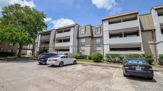 Houston 1-story, 2-bed 3075 Walnut Bend Lane 23-idx