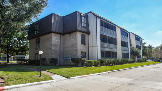 Houston 1-story, 2-bed 3075 Walnut Bend Lane 23-idx