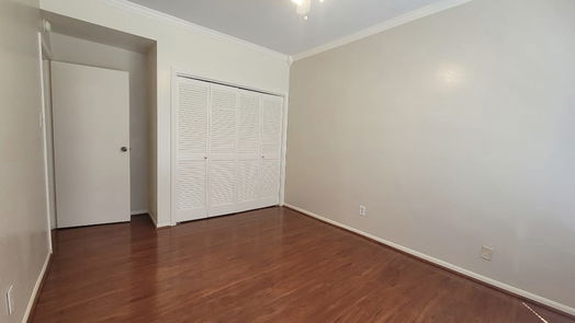 Houston 1-story, 2-bed 3100 Walnut Bend Lane 315-idx