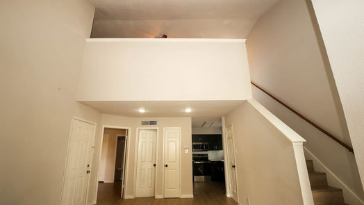 Houston 2-story, 2-bed 10855 Meadowglen Lane 936-idx