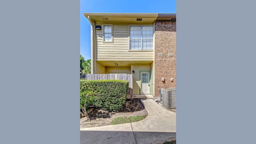 Houston 2-story, 2-bed 1515 Sandy Springs Road 401-idx