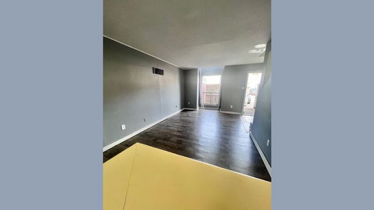 Houston 2-story, 1-bed 2110 Wilcrest Drive 116-idx