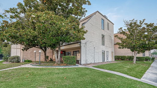 Houston null-story, 2-bed 3045 Walnut Bend Lane 11-idx