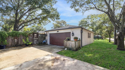 Houston null-story, 4-bed 10330 Candlewood Drive-idx