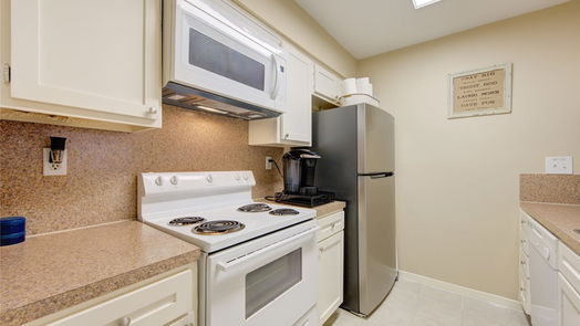Houston 1-story, 2-bed 10161 Oakberry Street-idx