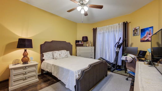 Houston 1-story, 2-bed 10161 Oakberry Street-idx