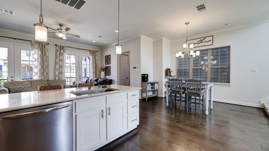 Houston 3-story, 3-bed 11013 Clover Hollow Lane Lane-idx