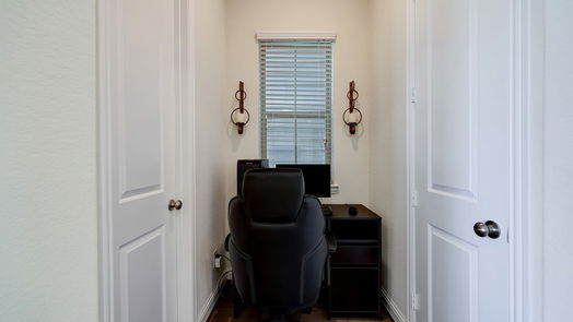 Houston 3-story, 3-bed 11013 Clover Hollow Lane Lane-idx