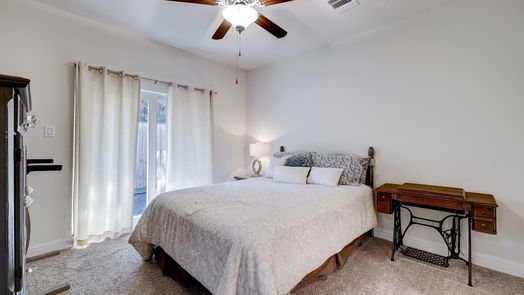Houston 3-story, 3-bed 11013 Clover Hollow Lane Lane-idx