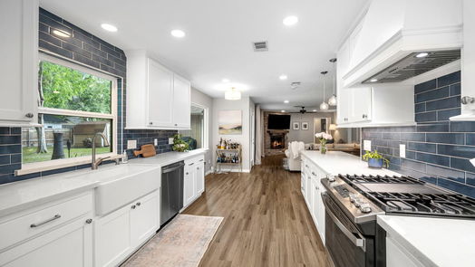 Houston 1-story, 4-bed 10314 Barwood Drive-idx