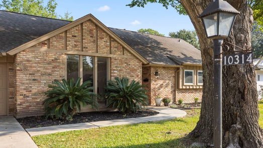 Houston 1-story, 4-bed 10314 Barwood Drive-idx