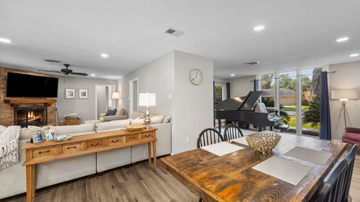 Houston 1-story, 4-bed 10314 Barwood Drive-idx