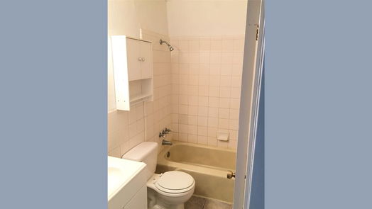 Houston 2-story, 2-bed 1220 Shadowdale Drive 17-idx