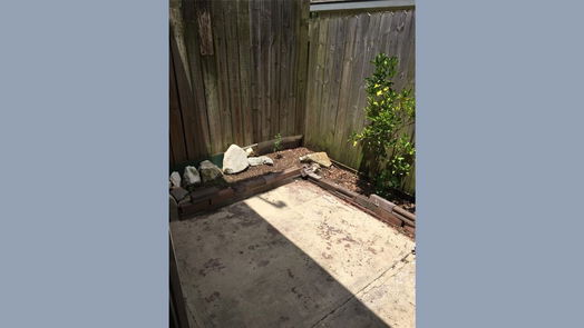 Houston 2-story, 2-bed 1220 Shadowdale Drive 17-idx