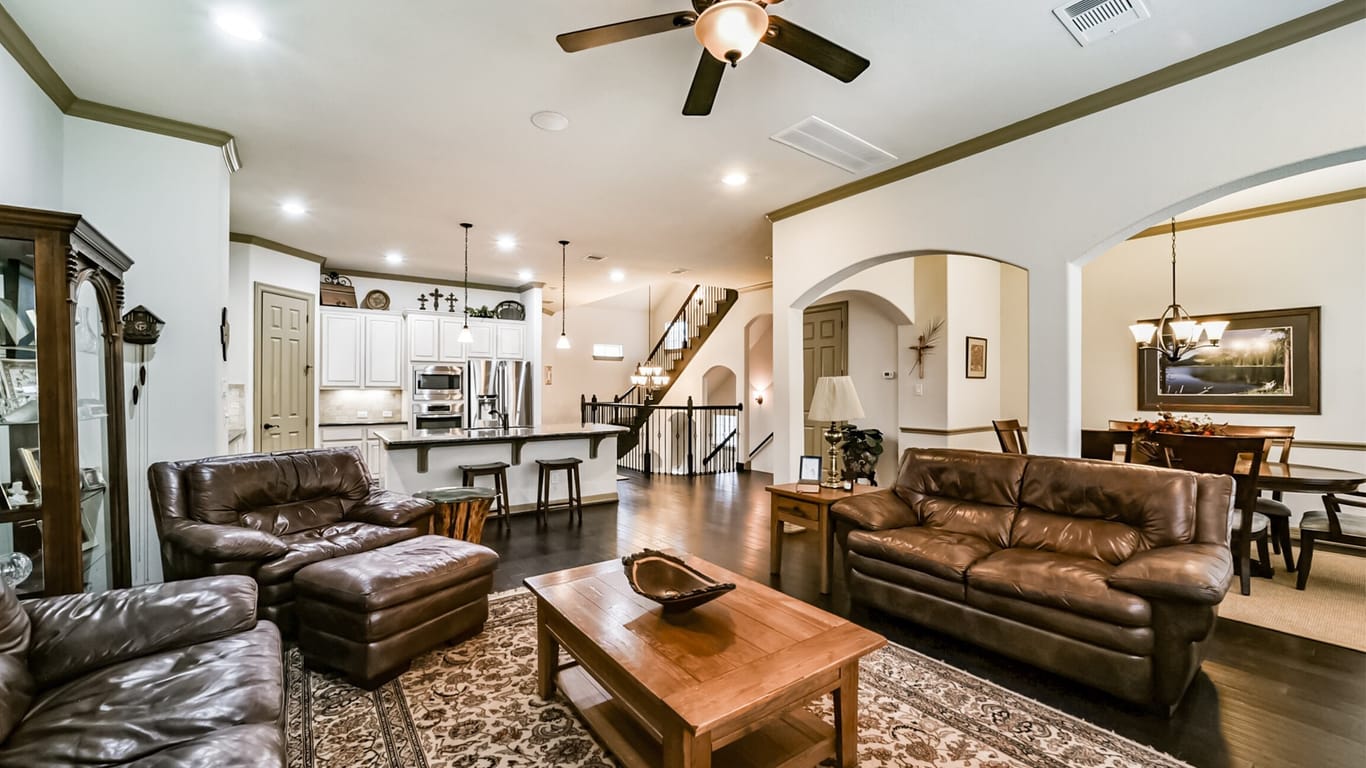 Houston 3-story, 3-bed 10606 Enclave Springs Court-idx