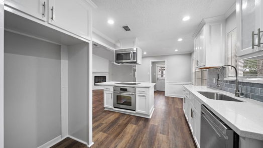 Houston 1-story, 5-bed 2019 Shadow Bend Drive-idx