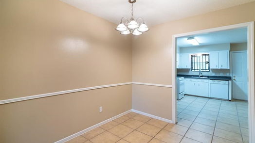 Houston 1-story, 2-bed 1104 W Tri Oaks Lane 117-idx