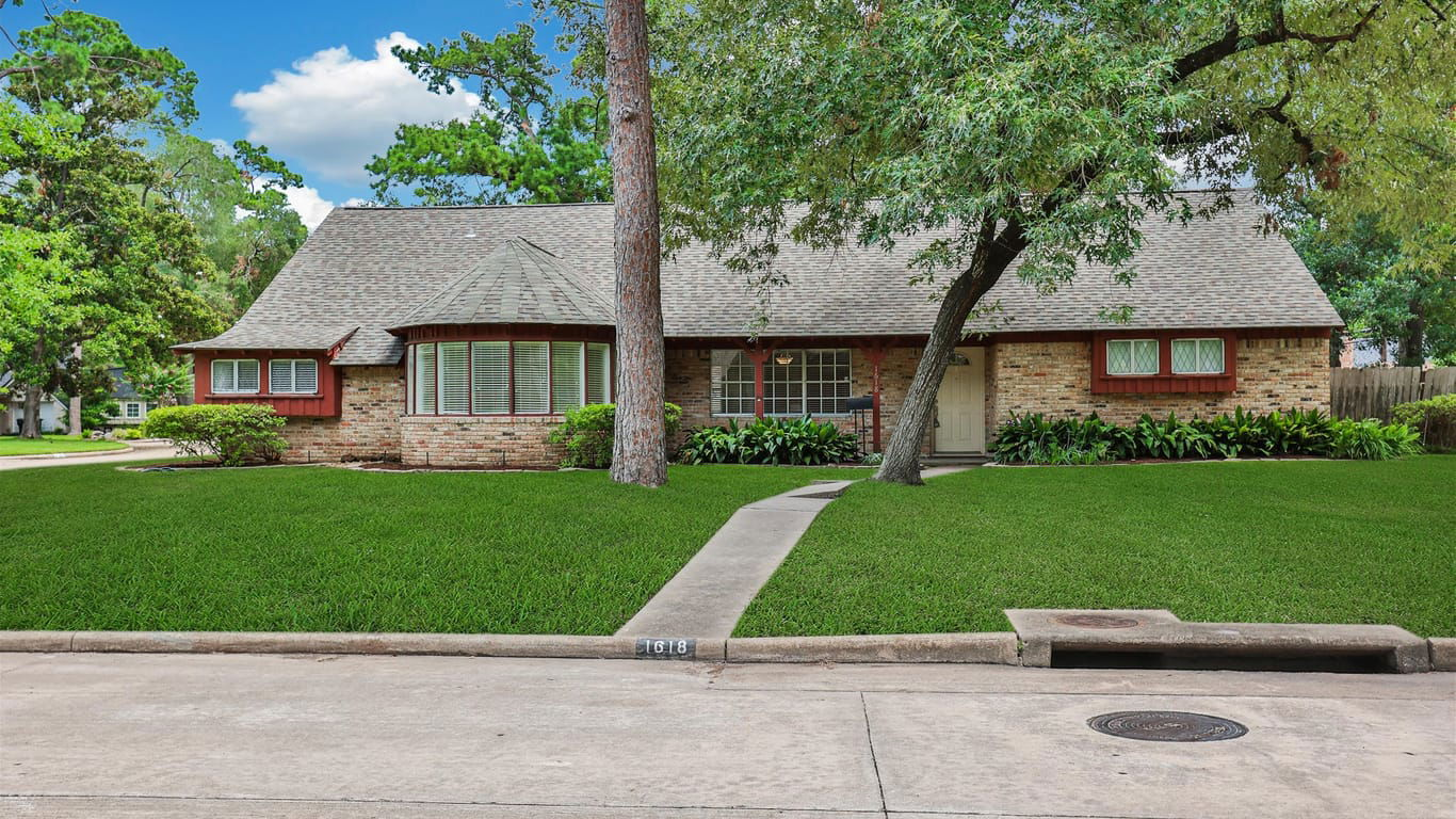 Houston 1-story, 4-bed 1618 Imperial Crown Drive-idx